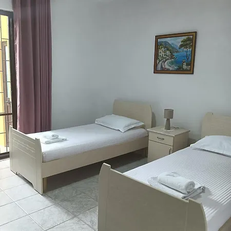Vila Aliaj Luxury With 2 With Private Wonderful Terrace