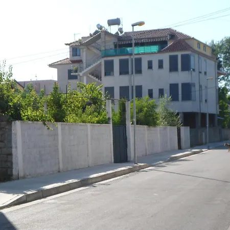 Vila Aliaj Luxury With 2 With Private Wonderful Terrace *