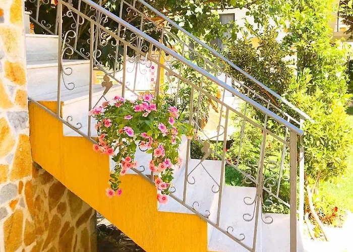 Vila Aliaj Luxury With 2 With Private Wonderful Terrace * ドゥラス