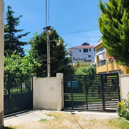 Vila Aliaj Luxury With 2 With Private Wonderful Terrace Durrës