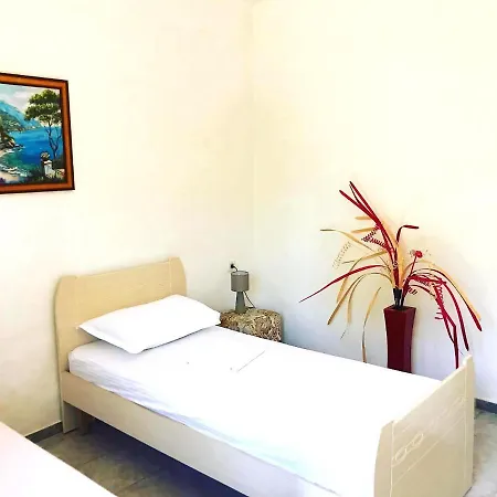 Vila Aliaj Luxury With 2 With Private Wonderful Terrace Durrës
