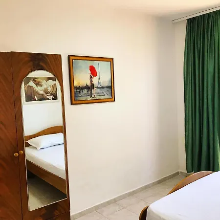 Vila Aliaj Luxury With 2 With Private Wonderful Terrace Durrës