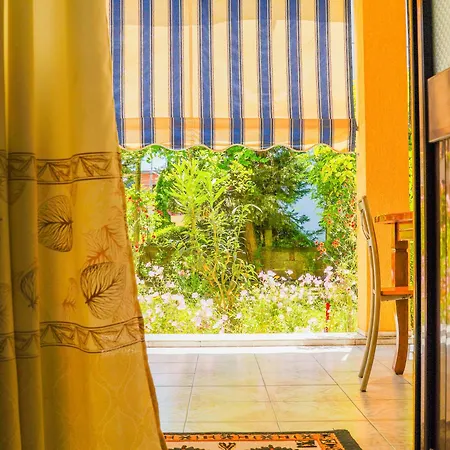 Appartamento Vila Aliaj Luxury With 2 With Private Wonderful Terrace *