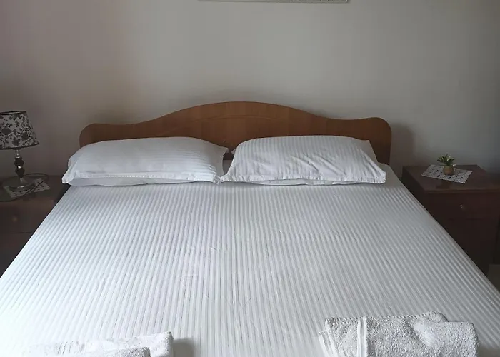 Vila Aliaj Luxury With 2 With Private Wonderful Terrace Apartamento Durrës